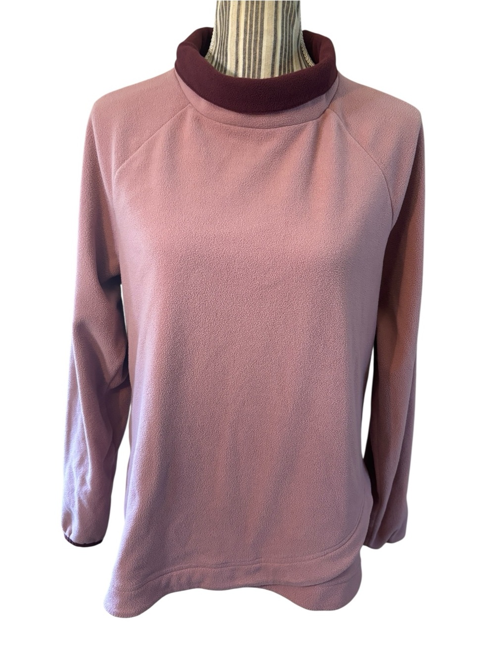 L.L. Bean Fleece Pullover Large 2-Tone Burgundy Trim Cozy Repreve Polyester Soft - Picture 2 of 16
